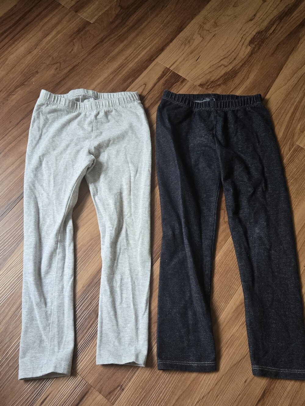 Kids 4T Knit Leggings - Light Gray & 2 pack set and dark wash jegging VGUC